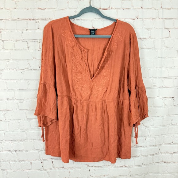 Torrid Peasant Top Embroidered Bell Sleeve Blouse Boho Chic Orange Size 1 - Picture 1 of 6